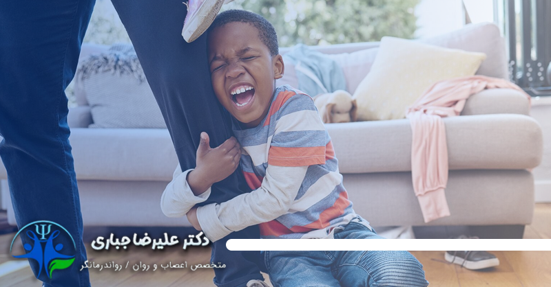 10 راه کنترل قشقرق به پا کردن بچه